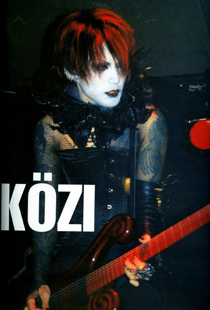 kozisoloredomghessosexy.jpg